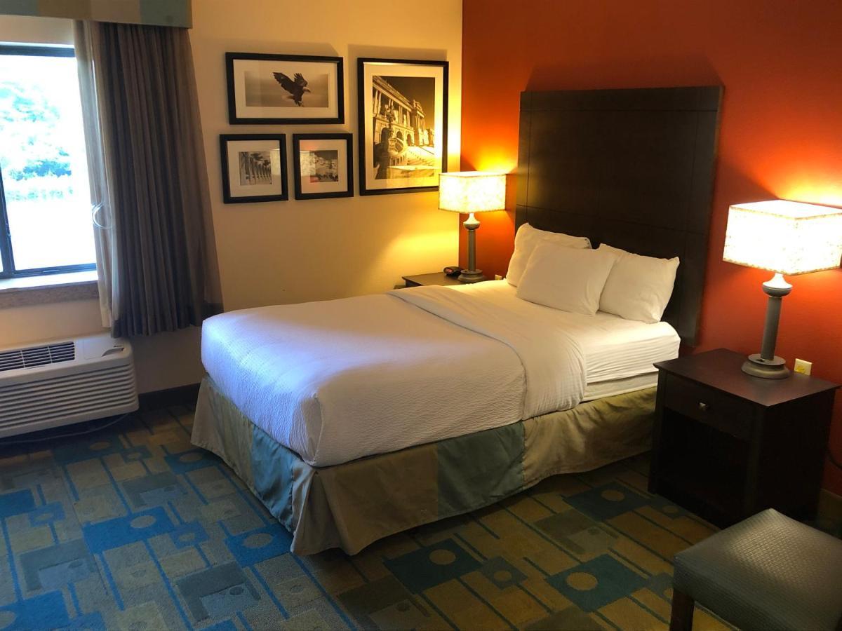 La Quinta By Wyndham Plattsburgh Exterior foto